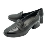 کفش زنانه نیوشان