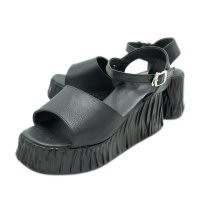 صندل زنانه پری